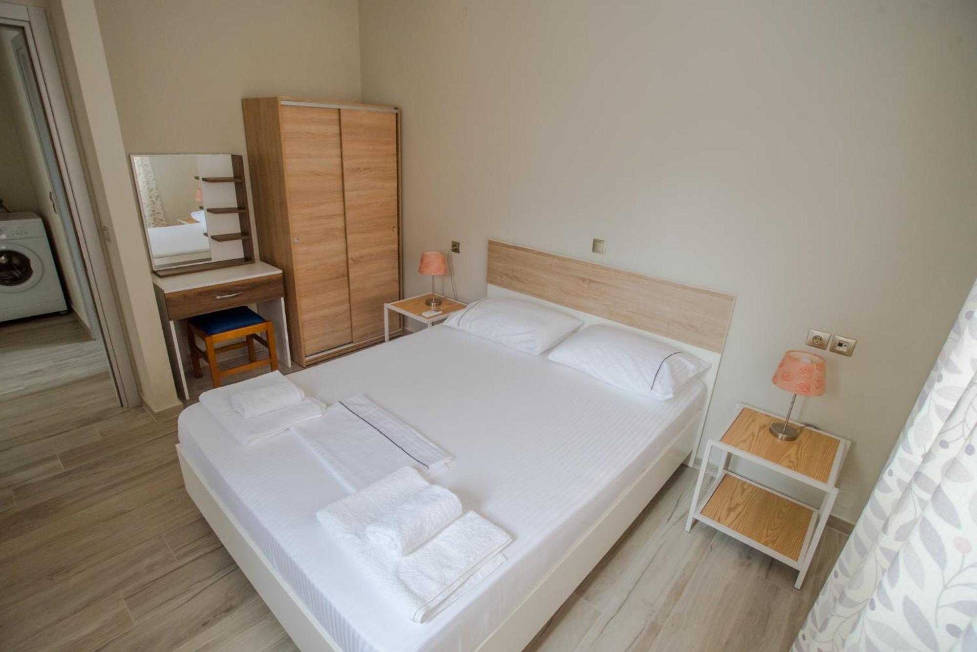 Nirvana Homes Vlachata Exteriör bild